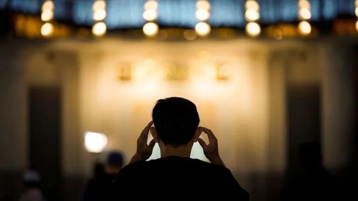 PERTOLONGAN ITU DIMULAI DARI IBADAH