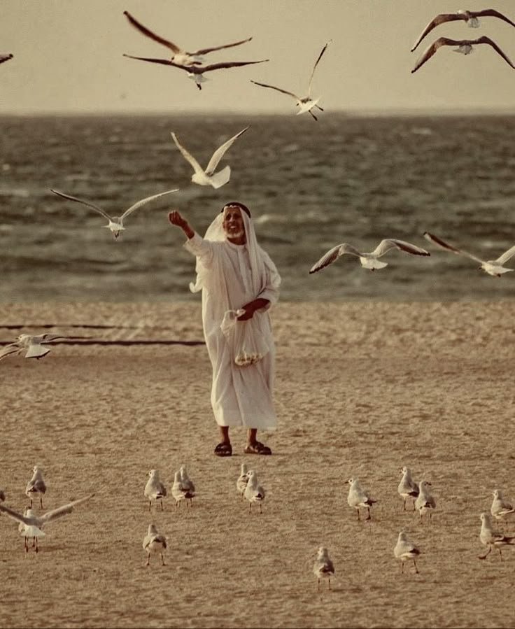 KETIKA PURA-PURA KUAT