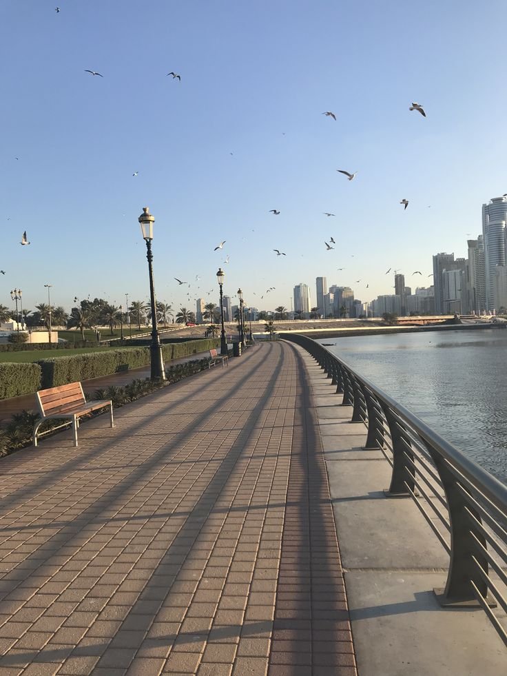 BAGIMU LINTASANMU DAN BAGIKU LINTASANKU