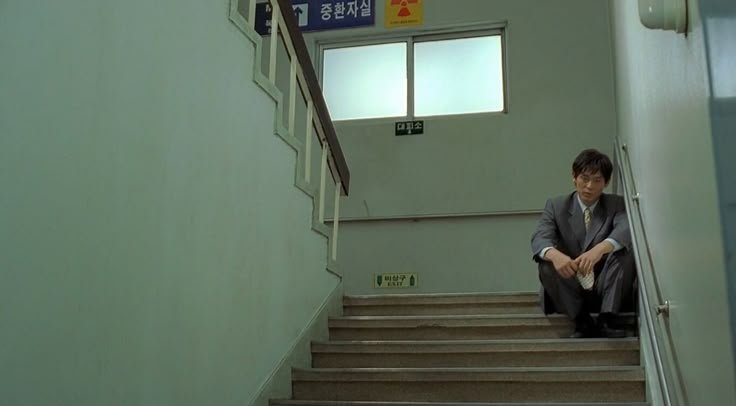 SELALU MERASA KEKURANGAN