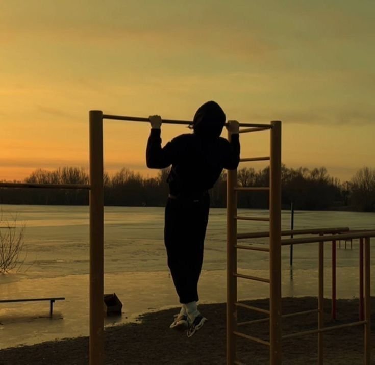 JANGAN BANYAK NGANGGUR